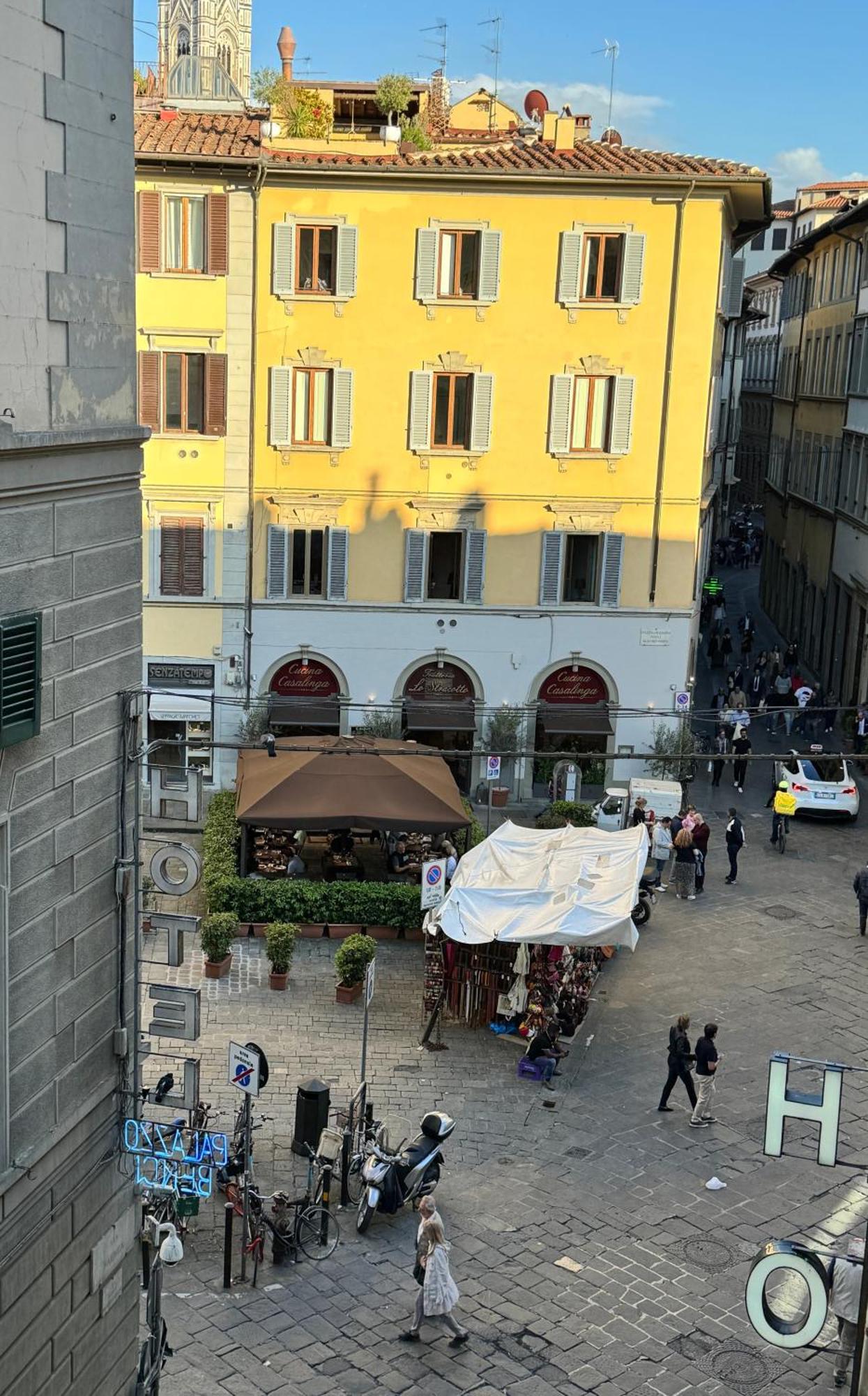 La Finestra Su San Lorenzo Firenze Bagian luar foto